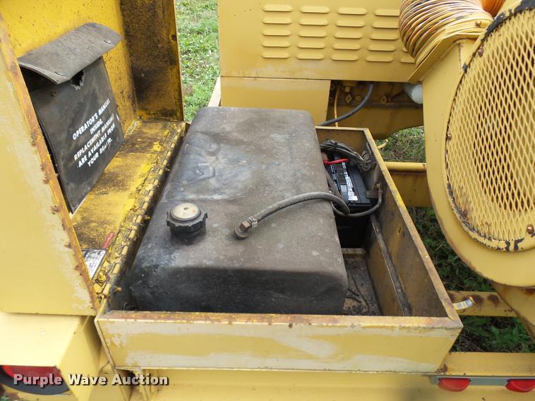 image for item N9477 Vermeer 1600A wood chipper