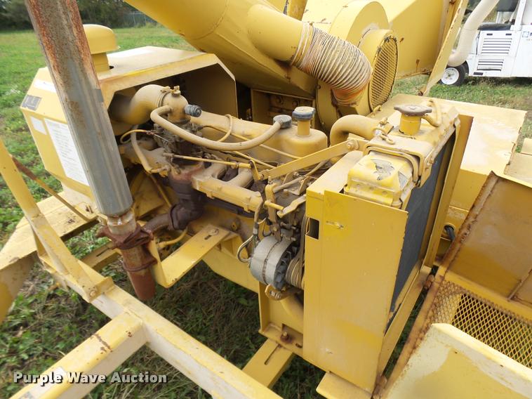 image for item N9477 Vermeer 1600A wood chipper