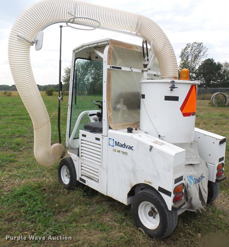 image for item N9478 Madvac vacuum