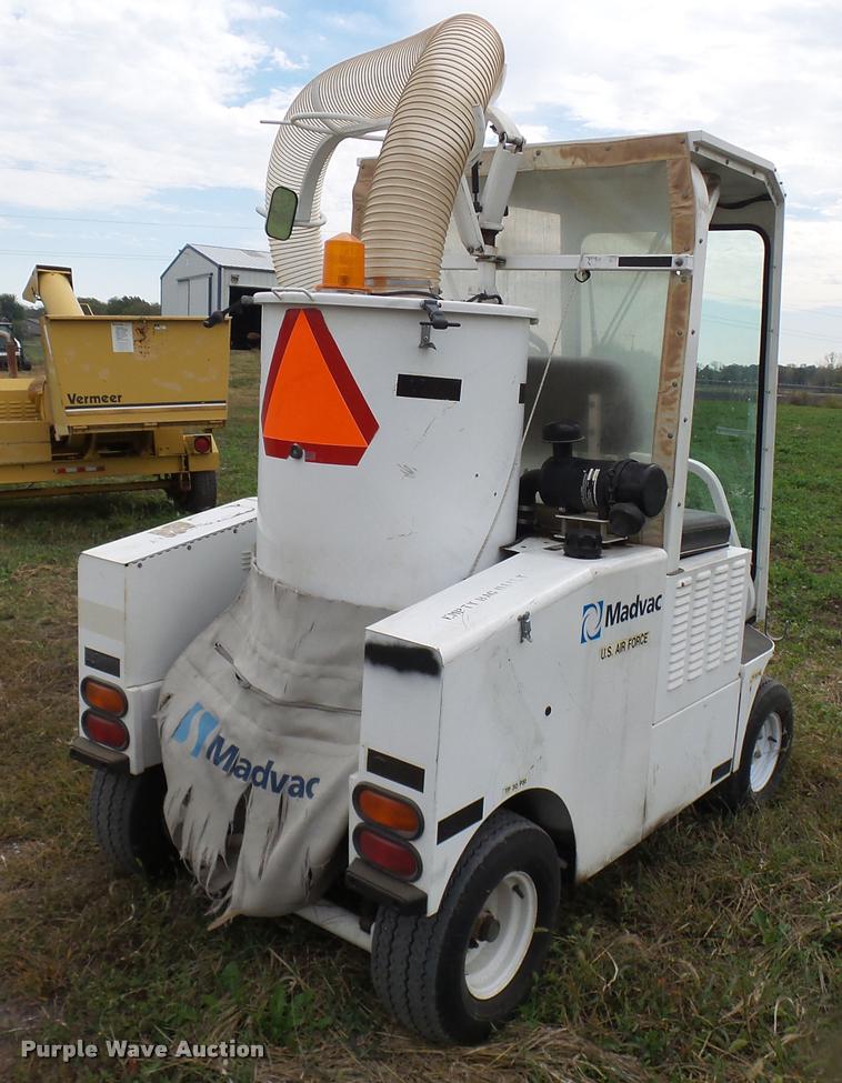 image for item N9478 Madvac vacuum