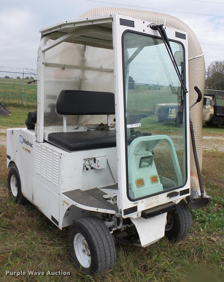 image for item N9478 Madvac vacuum