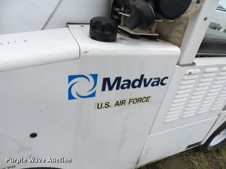 image for item N9478 Madvac vacuum