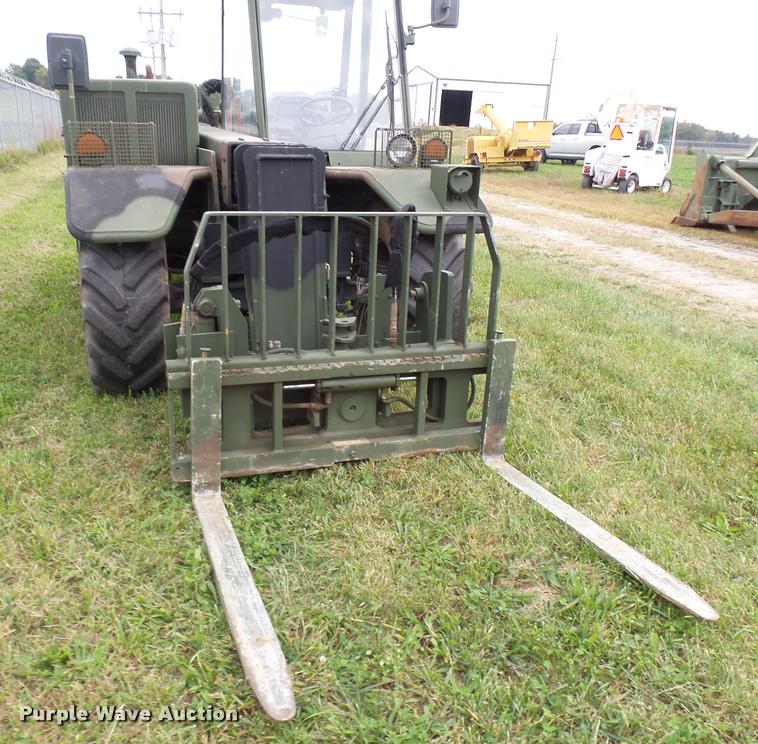 image for item N9480 2007 Terex TX5119MD Military telehandler
