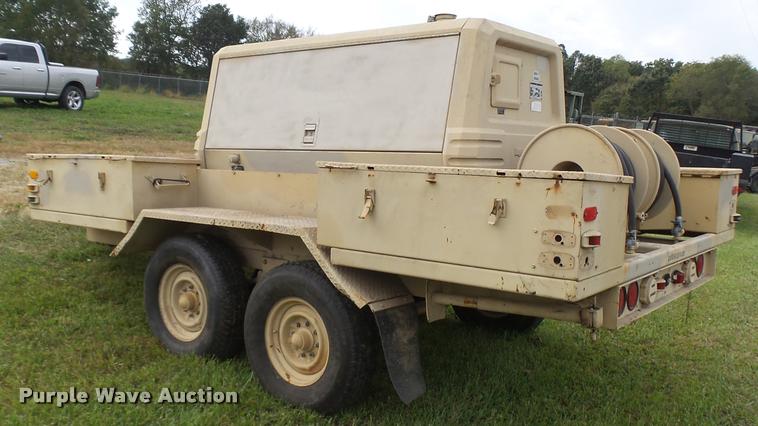 image for item N9485 2005 military air tool-compressor