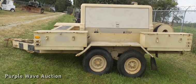 image for item N9485 2005 military air tool-compressor