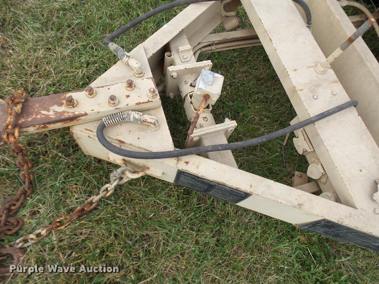 image for item N9485 2005 military air tool-compressor