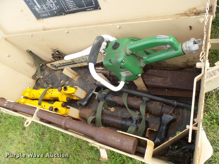 image for item N9485 2005 military air tool-compressor