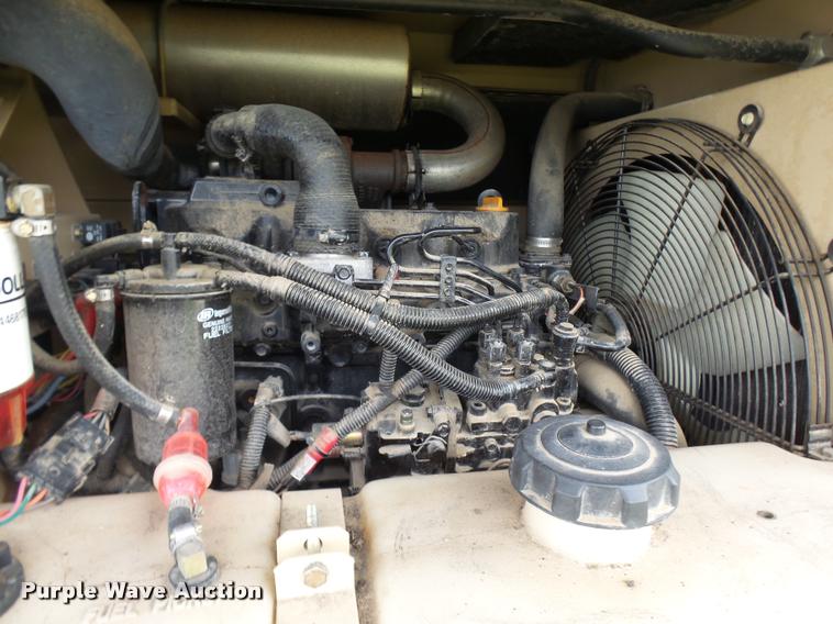 image for item N9485 2005 military air tool-compressor