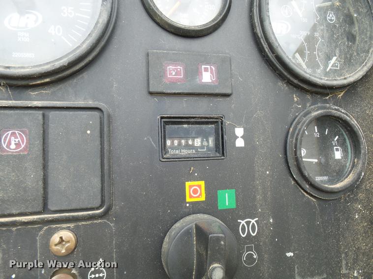 image for item N9485 2005 military air tool-compressor