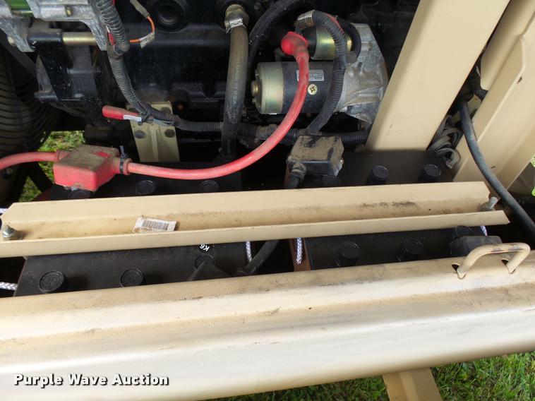 image for item N9485 2005 military air tool-compressor