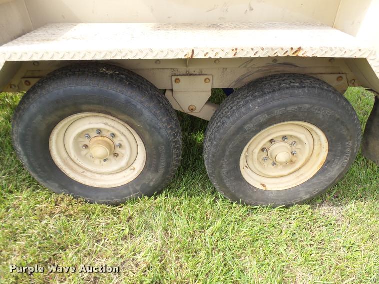 image for item N9485 2005 military air tool-compressor