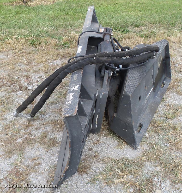 image for item N9486 2010 Bobcat six-way skid steer dozer blade