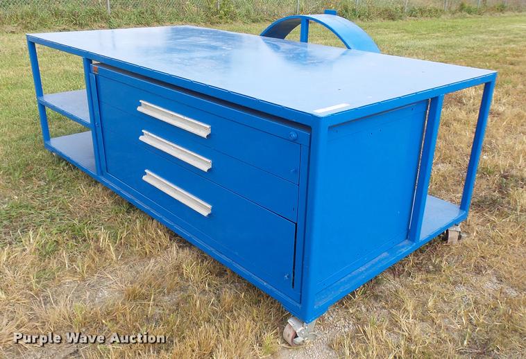 image for item N9487 4' x 8' work table