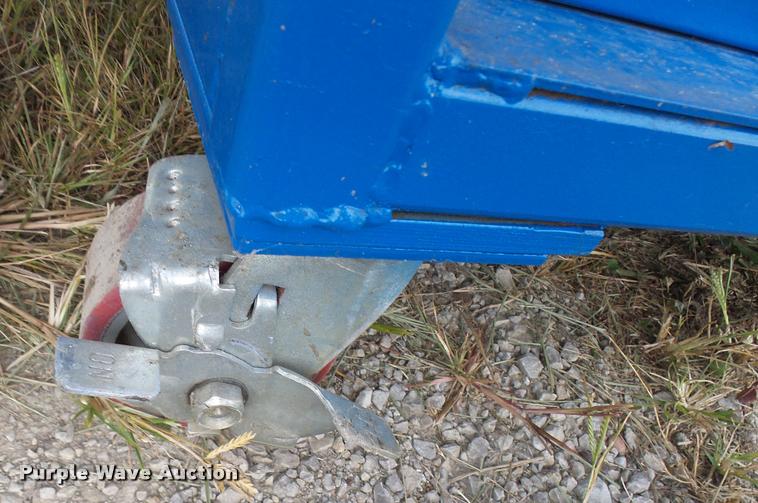 image for item N9487 4' x 8' work table