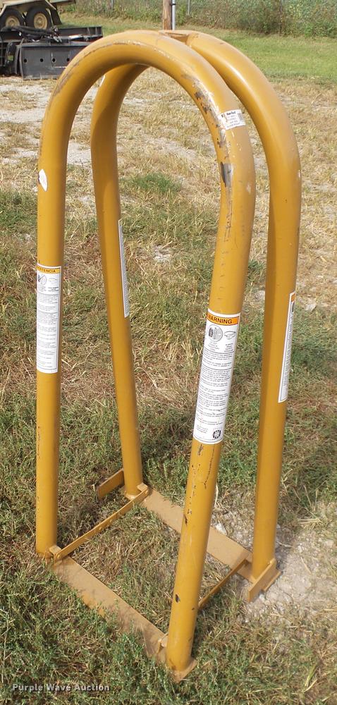 image for item N9489 Ken Tools tire cage