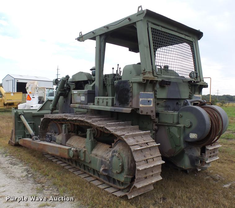 image for item N9493 1975 Caterpillar D7F Military dozer
