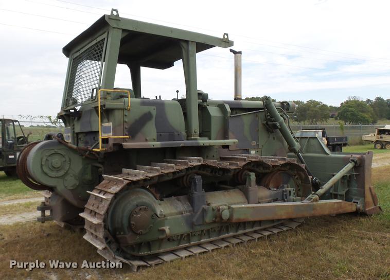1975 Caterpillar D7F Military dozer in Kearney, MO Item N9493 sold