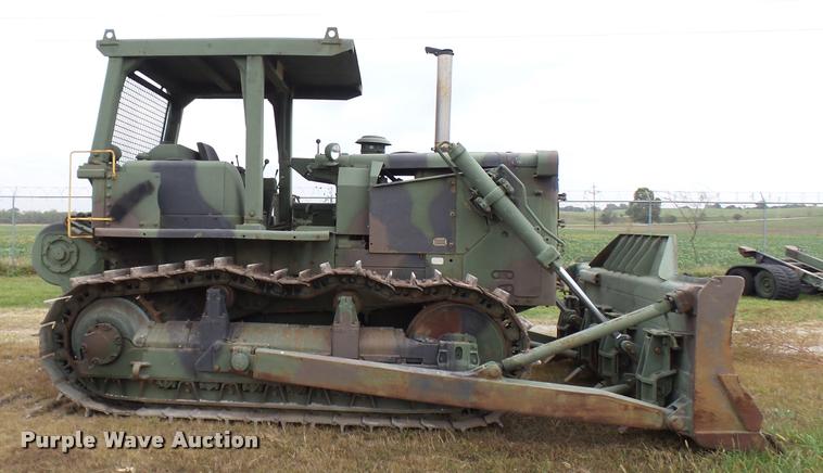 image for item N9493 1975 Caterpillar D7F Military dozer
