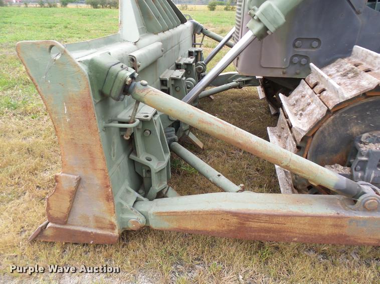 image for item N9493 1975 Caterpillar D7F Military dozer