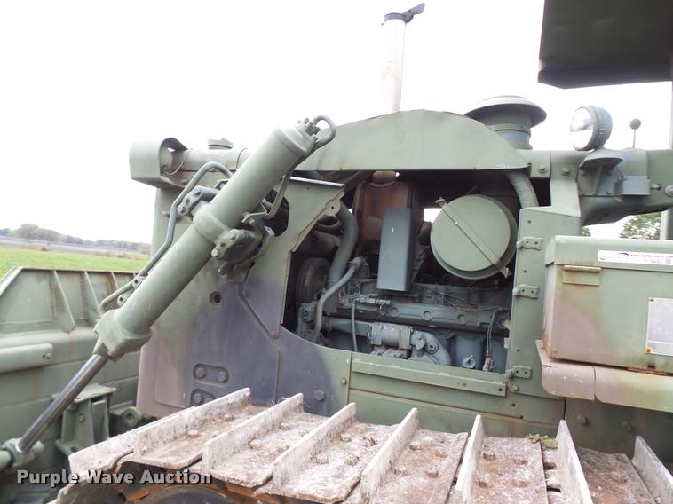 image for item N9493 1975 Caterpillar D7F Military dozer