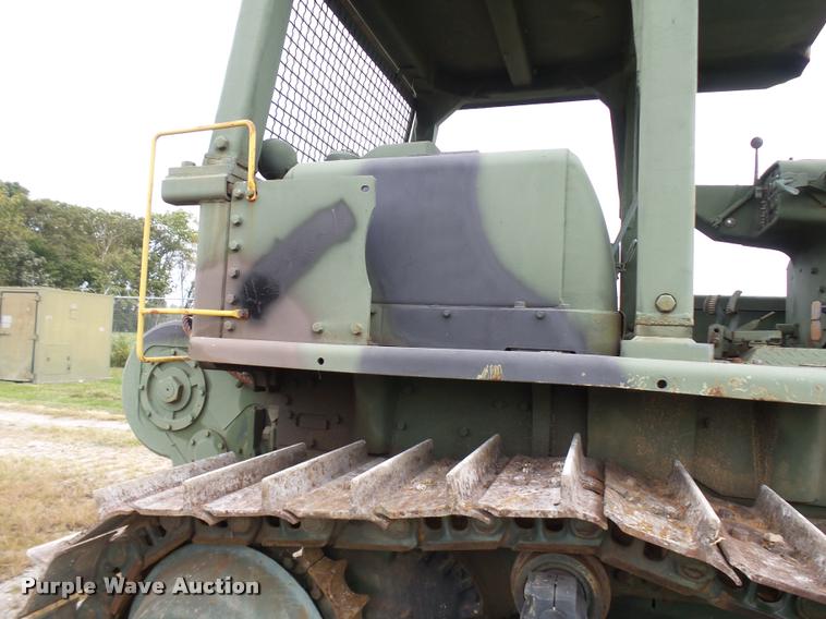 image for item N9493 1975 Caterpillar D7F Military dozer