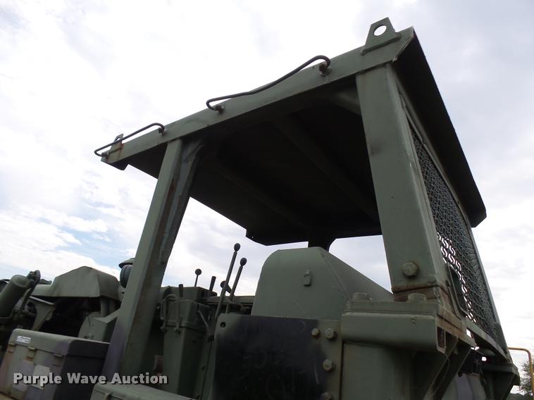image for item N9493 1975 Caterpillar D7F Military dozer