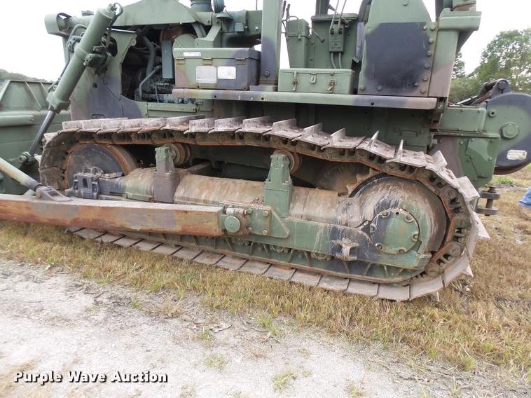 image for item N9493 1975 Caterpillar D7F Military dozer