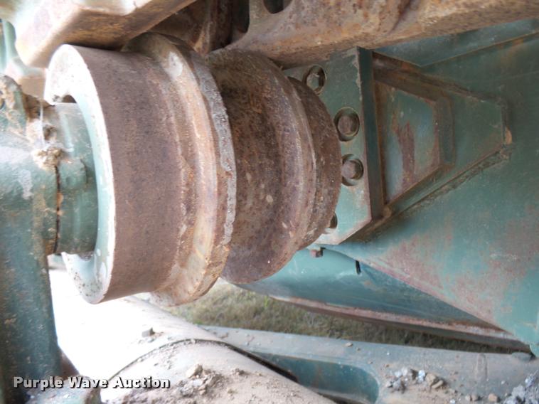 image for item N9493 1975 Caterpillar D7F Military dozer