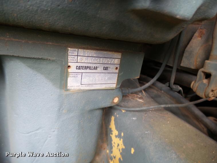 image for item N9493 1975 Caterpillar D7F Military dozer