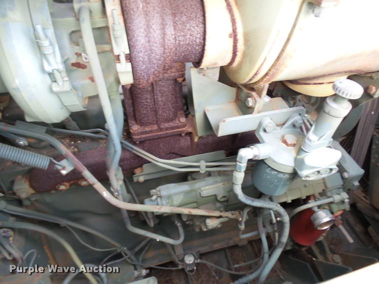 image for item N9493 1975 Caterpillar D7F Military dozer