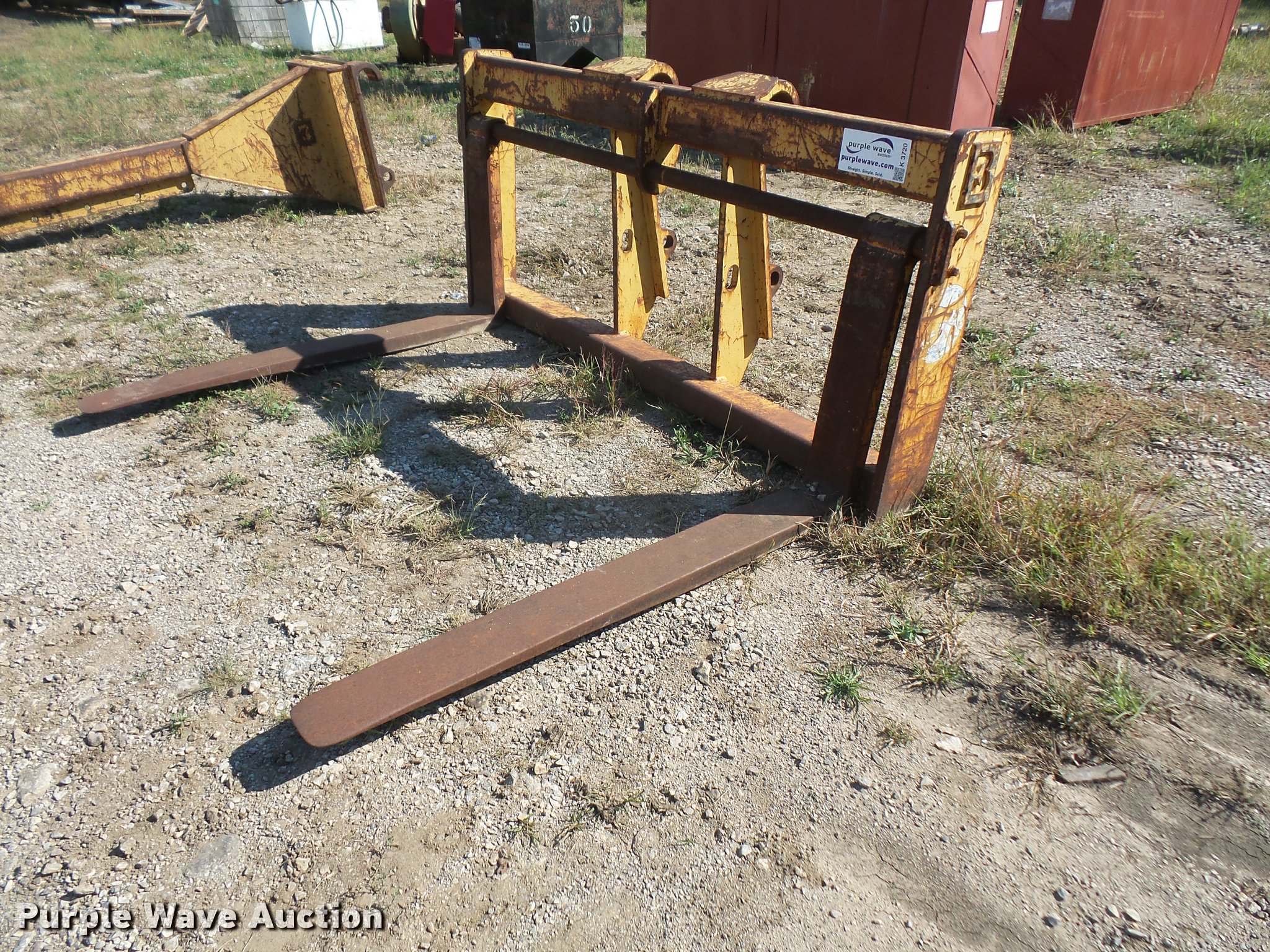Balderson wheel loader pallet forks in Bucyrus, KS Item K3720 sold