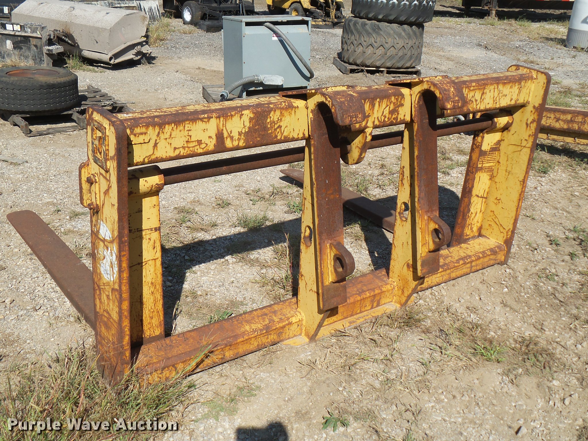 Balderson wheel loader pallet forks in Bucyrus, KS Item K3720 sold