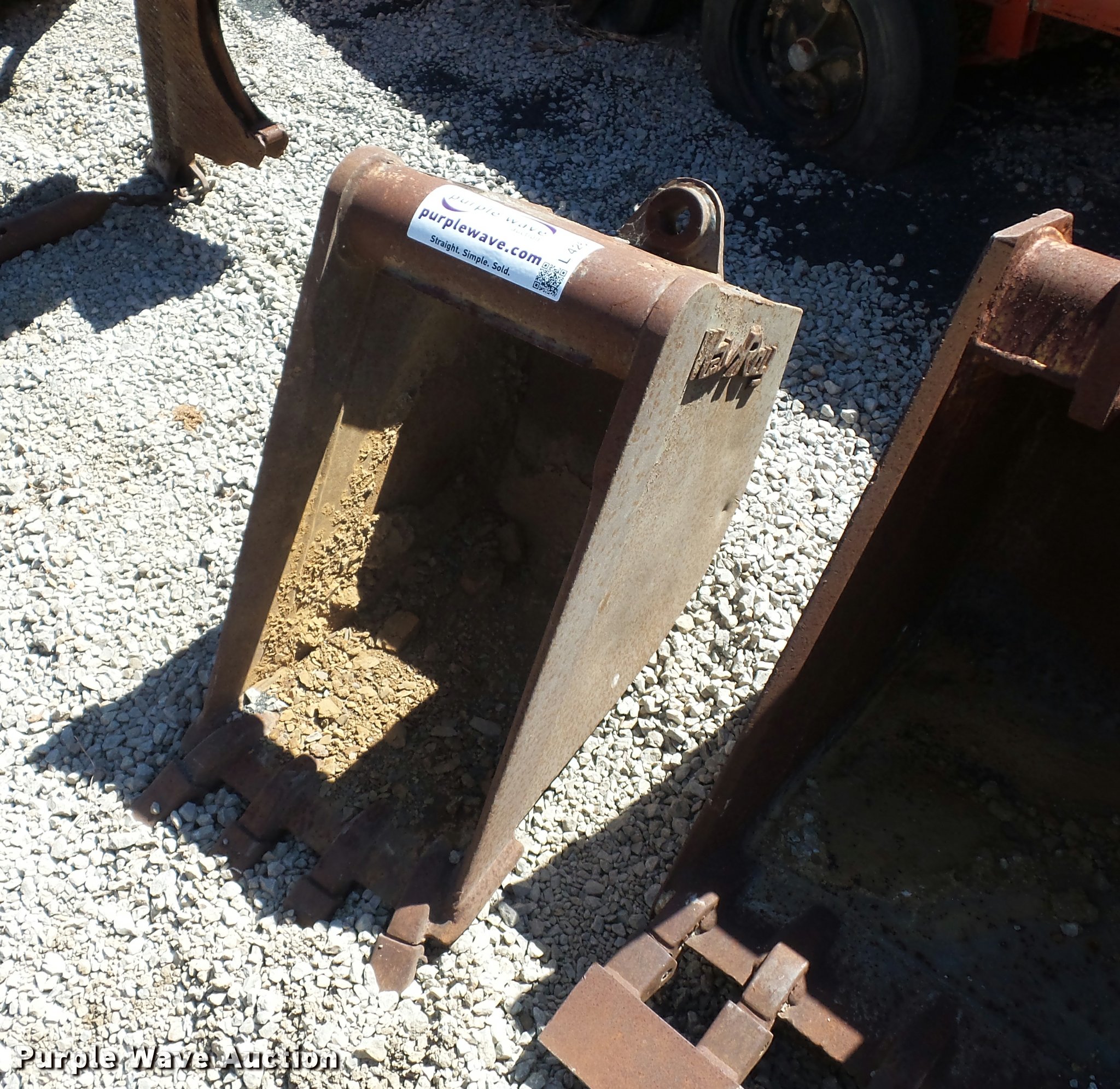 Wain Roy excavator bucket in Lee's Summit, MO Item L4264 sold