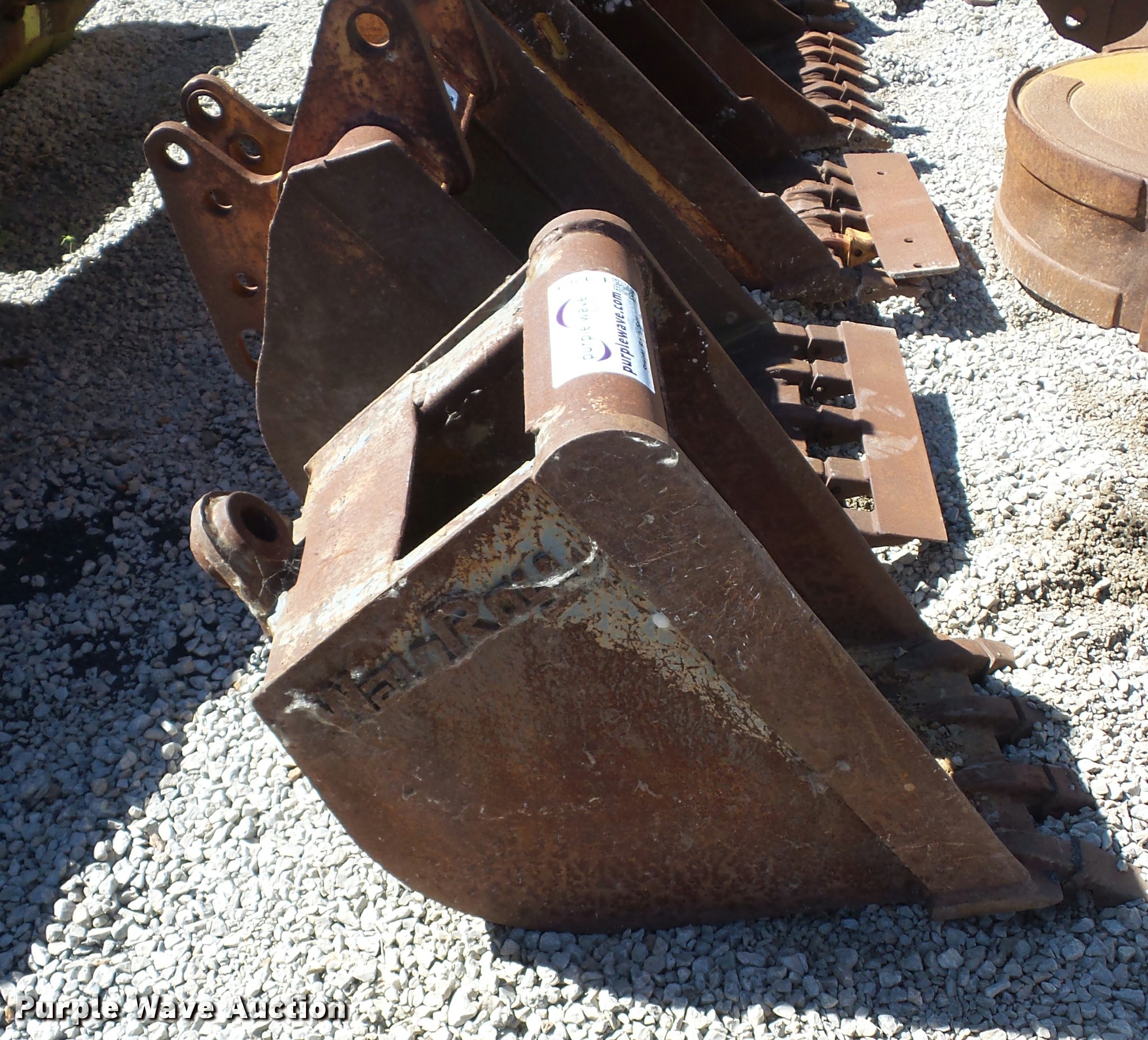 Wain Roy excavator bucket in Lee's Summit, MO Item L4264 sold