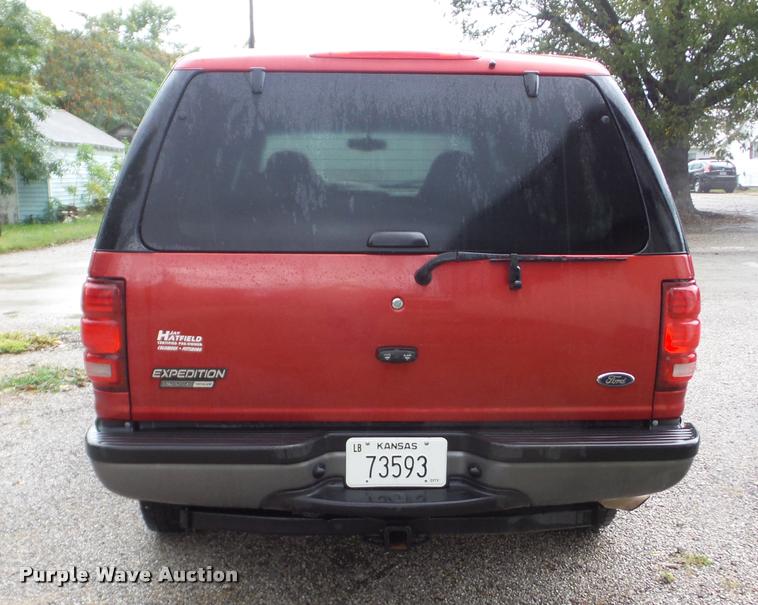image for item AG9353 2001 Ford Expedition SUV