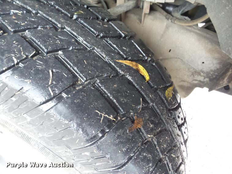 image for item AG9353 2001 Ford Expedition SUV