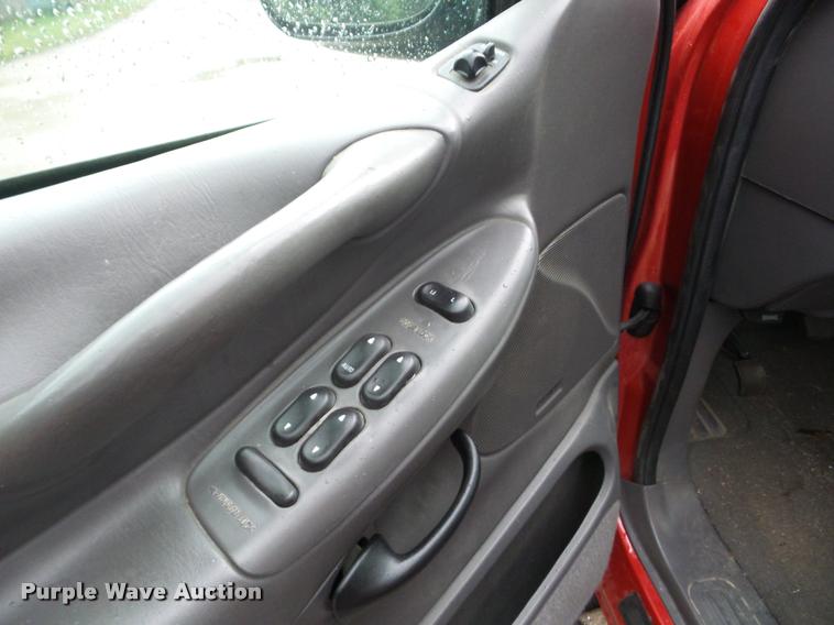 image for item AG9353 2001 Ford Expedition SUV