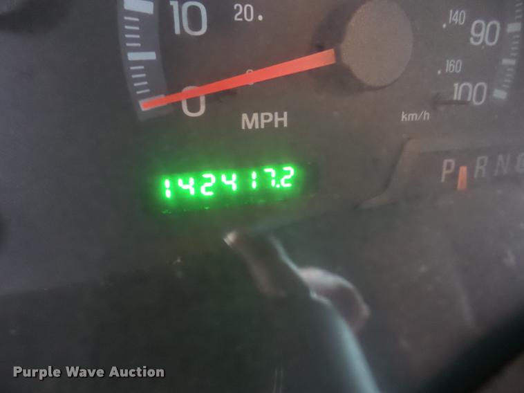 image for item AG9353 2001 Ford Expedition SUV