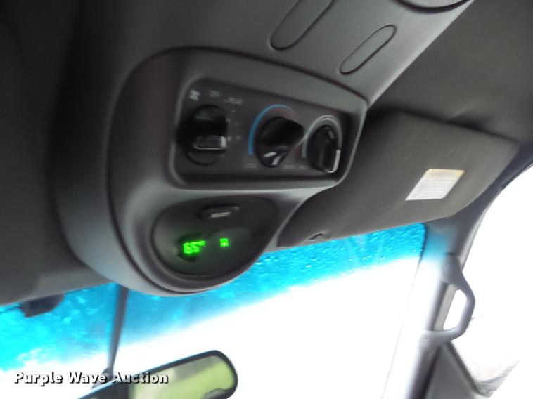 image for item AG9353 2001 Ford Expedition SUV