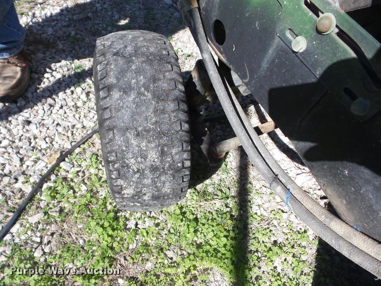 image for item AG9359 John Deere F935 sprayer