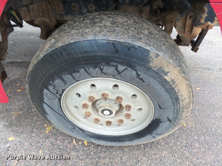 image for item AL9072 1998 Ford W96 dump truck