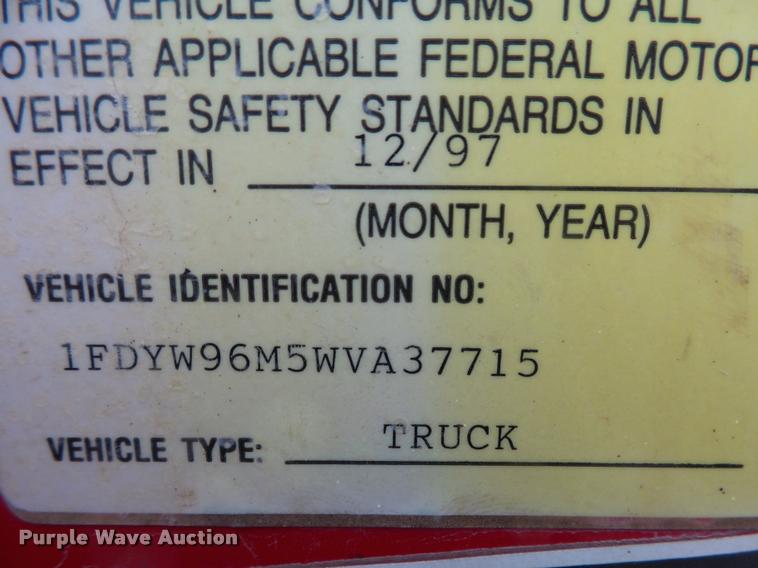 image for item AL9072 1998 Ford W96 dump truck