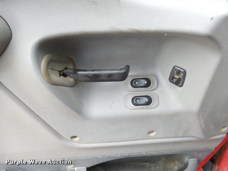 image for item AL9072 1998 Ford W96 dump truck