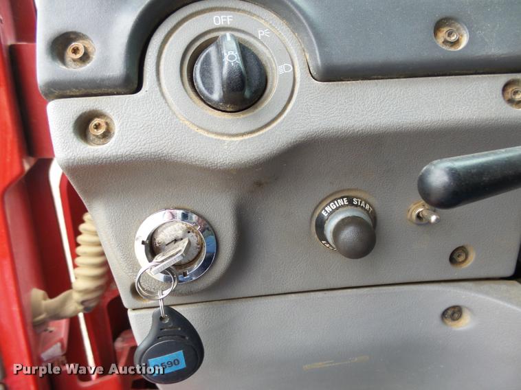 image for item AL9072 1998 Ford W96 dump truck