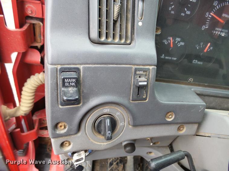 image for item AL9072 1998 Ford W96 dump truck