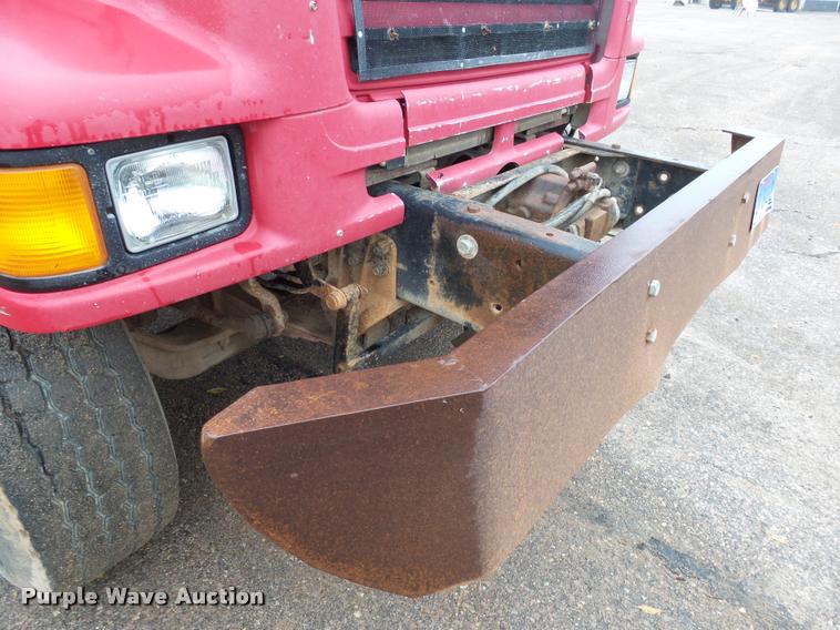 image for item AL9072 1998 Ford W96 dump truck