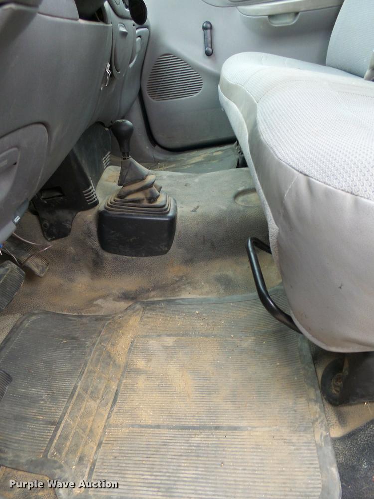 image for item AL9074 2000 Ford F150 SuperCab pickup truck