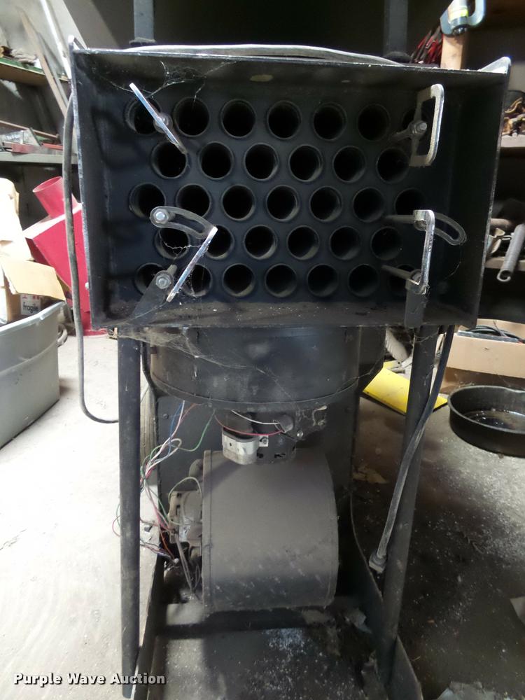 Golden Grain 3101 corn burning stove in Beresford, SD Item AL9076