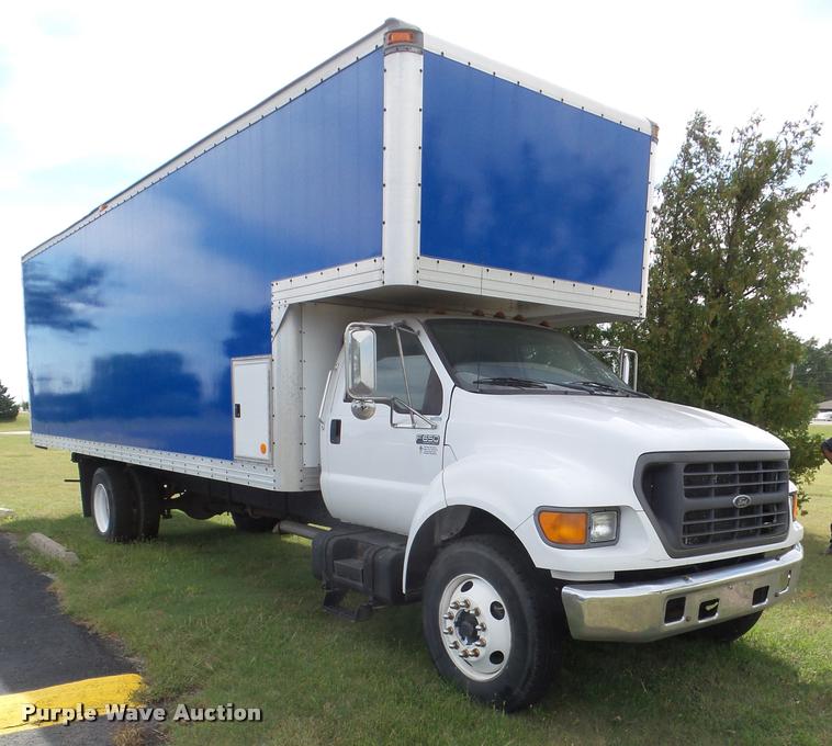 image for item AP9684 2003 Ford F650 box truck