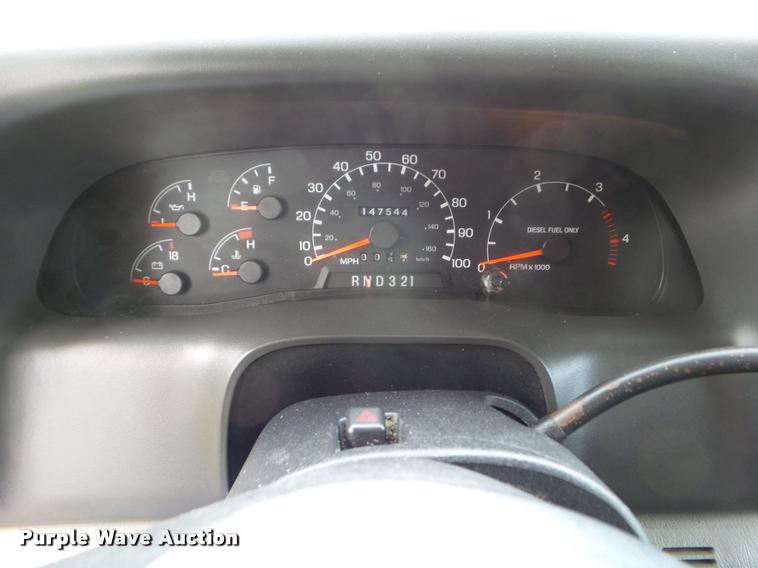 image for item AP9684 2003 Ford F650 box truck